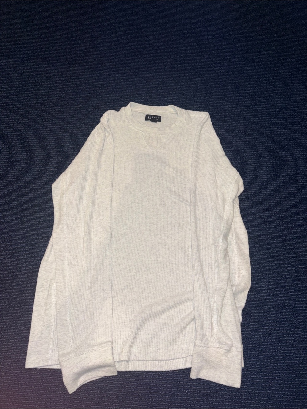 Men’s Size Medium Velvet sweater